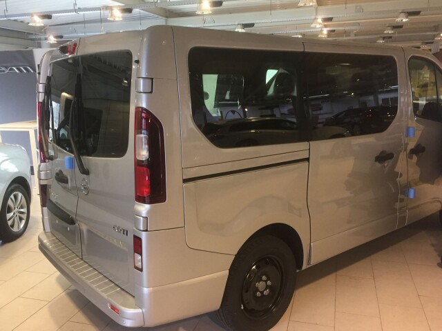 Brouwer sign voertuigreclame van vliet opel vivaro ramen blinderen 1
